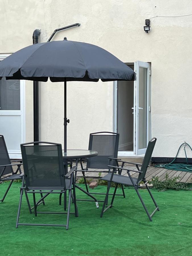 Hôtel Wisdom Care: The Orpington Cutie Extérieur photo